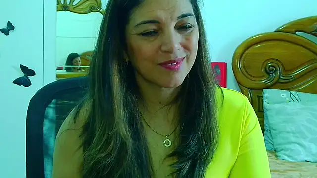 Julie Boronat26 online show from March 2, 2:35 pm