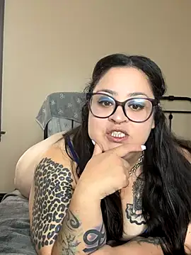 tillymarie34 online show from September 17, 4:05 pm