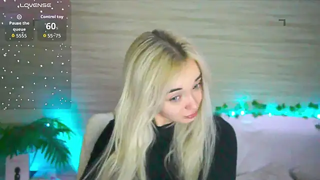 Snapshot of Ashley_S chatting on September 17, 11:47 pm Ashley S online show from September 17, 11:47 pm