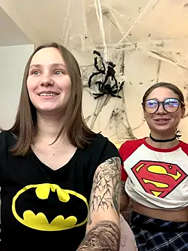 Snapshot of HotCaramellsTV chatting on October 30, 11:00 am HotCaramellsTV online show from October 30, 11:00 am