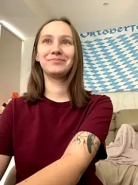 Snapshot of HotCaramellsTV chatting on October 4, 9:37 am HotCaramellsTV online show from October 4, 9:37 am