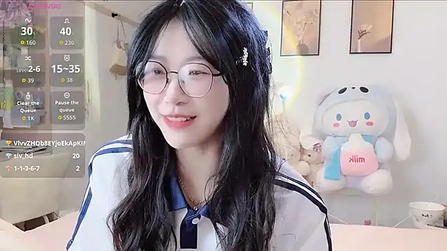 Snapshot of Luminous163 chatting on September 23, 12:47 pm Luminous163 online show from September 23, 12:47 pm