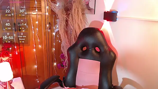 Snapshot of minimilf_squirt chatting on October 8, 9:08 pm minimilf squirt online show from October 8, 9:08 pm