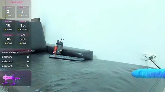 Snapshot of ElisabethMassey chatting on September 20, 2:04 pm ElisabethMassey online show from September 20, 2:04 pm