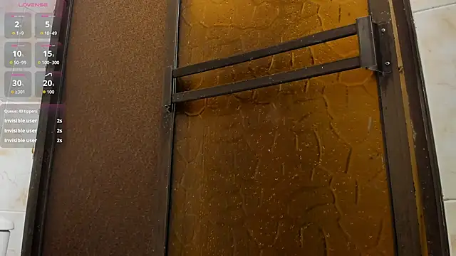 ElisabethMassey online show from December 5, 7:15 pm