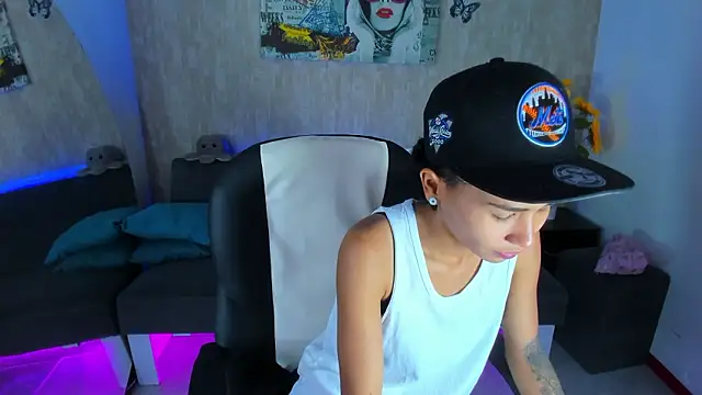 nova sex01 online show from March 19, 10:03 pm