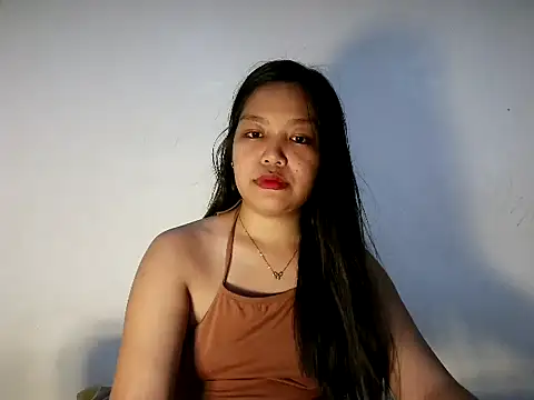 prettythalia online show from June 22, 1:52 pm