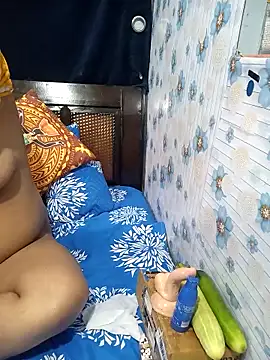 Snapshot of tina8th chatting on October 12, 5:15 pm tina8th online show from October 12, 5:15 pm