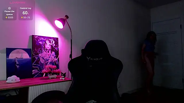 Princess Shy    online show from September 23, 2:04 pm