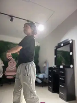 Sophie LS online show from April 10, 12:33 pm