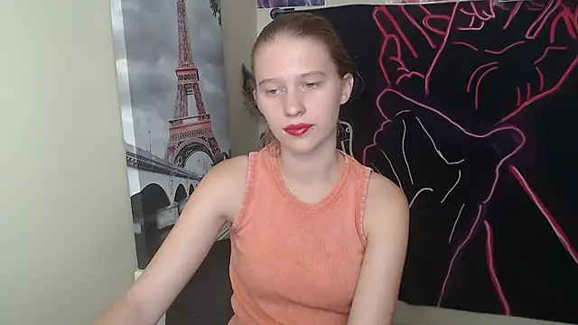 StellaCRL online show from September 25, 12:15 pm