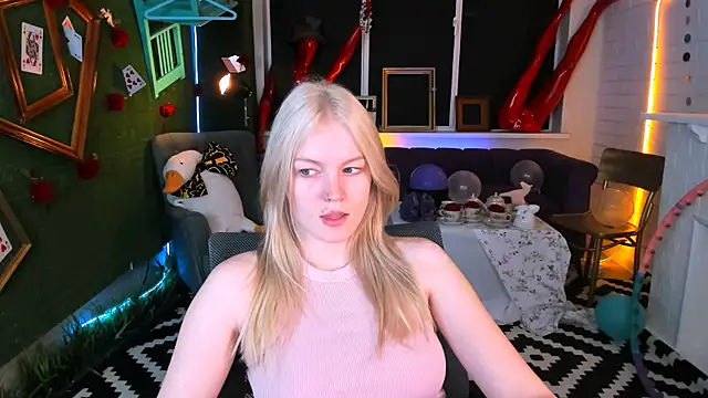 GraceGlamour online show from September 25, 5:06 am