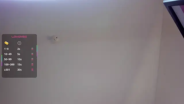 Snapshot of Julie_Markk chatting on October 20, 8:34 pm Julie Markk online show from October 20, 8:34 pm