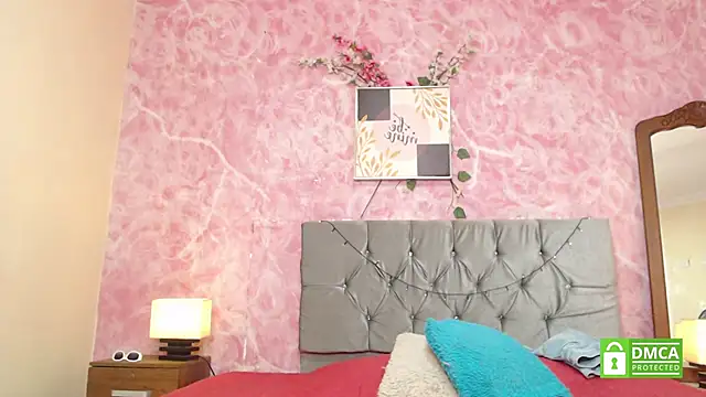 moon hill online show from September 30, 1:22 am