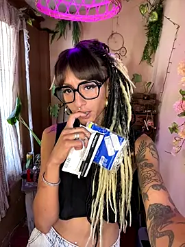 uncocopor online show from November 23, 4:41 pm