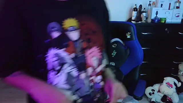 Snapshot of thomascooper7 chatting on October 16, 9:17 pm thomascooper7 online show from October 16, 9:17 pm