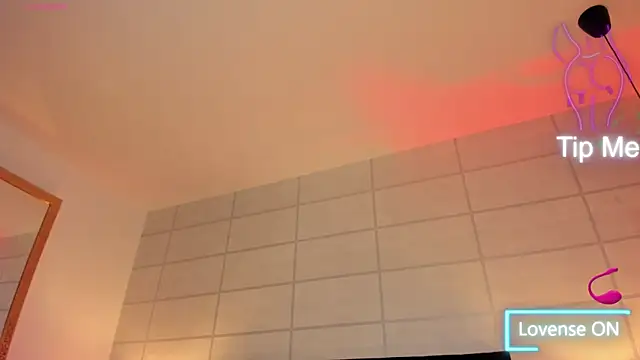 Christine Laam online show from September 30, 12:44 pm