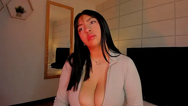 Christine Laam online show from February 4, 12:30 pm