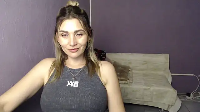 Snapshot of _sexy_lady chatting on September 15, 12:13 pm sexy lady online show from September 15, 12:13 pm