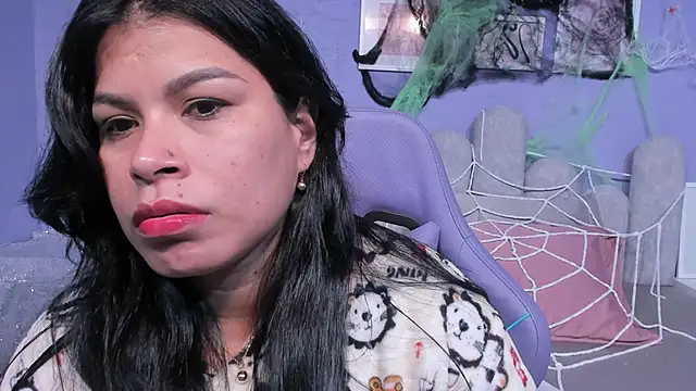 Snapshot of Sam_foox chatting on October 23, 3:56 am Sam foox online show from October 23, 3:56 am