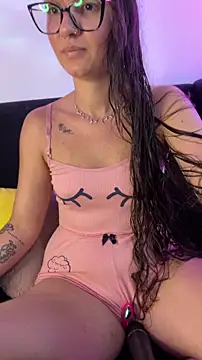 DianaSartori online show from April 11, 8:34 pm