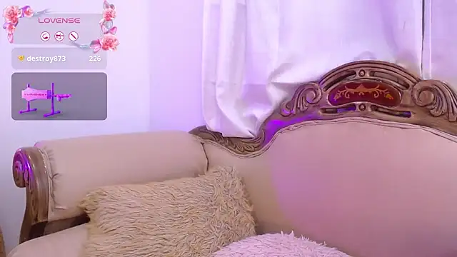 HelenaSwani online show from September 9, 1:33 pm