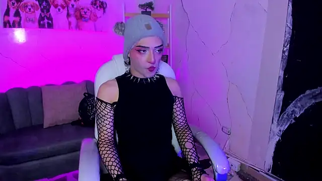 melodybonss  online show from October 7, 5:12 am