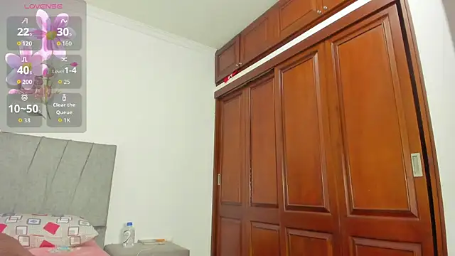 tammy  brown online show from November 11, 12:06 am