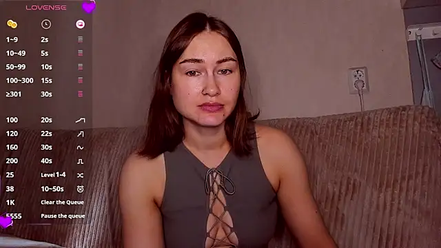 sleeeep y online show from June 26, 2:29 pm