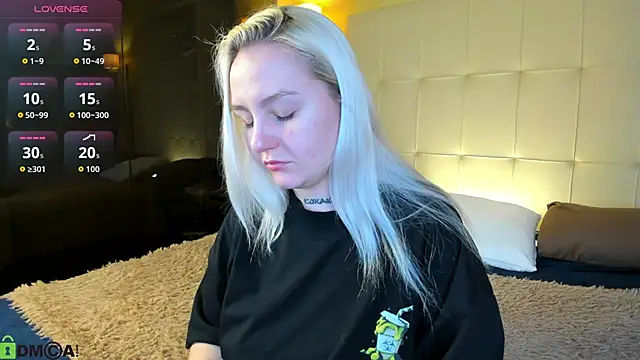 Debbie Taylor online show from April 7, 5:15 pm