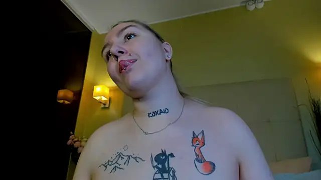 Snapshot of Debbie_Taylor chatting on September 18, 4:05 pm Debbie Taylor online show from September 18, 4:05 pm