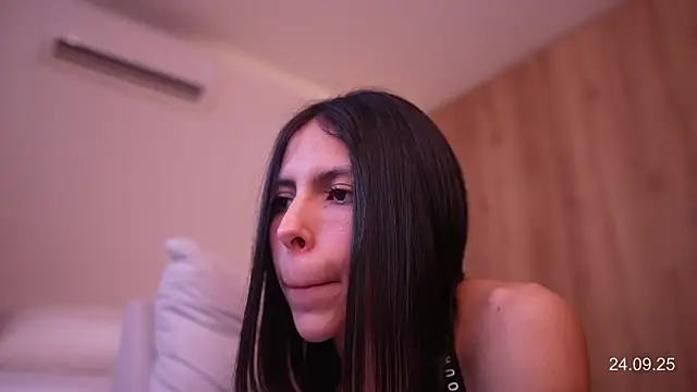 veronica mendez1 online show from September 24, 2:16 pm