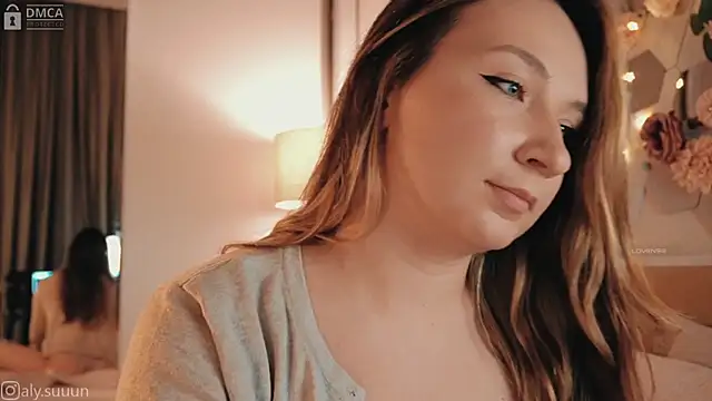 alysuuun online show from March 27, 3:24 pm