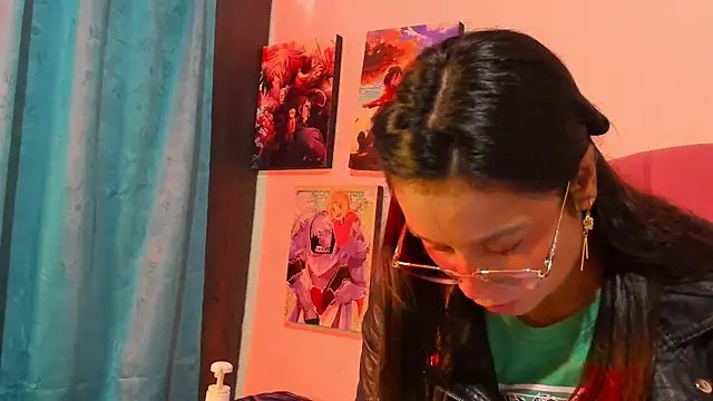 teffy lee online show from October 14, 8:11 pm