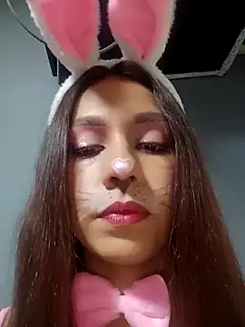 Snapshot of Luci_And_Sofi chatting on October 16, 5:04 pm Luci And Sofi online show from October 16, 5:04 pm