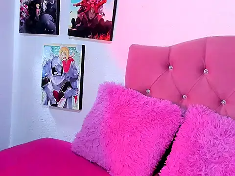 Snapshot of Mila_nixon02 chatting on October 31, 4:33 pm Mila nixon02 online show from October 31, 4:33 pm