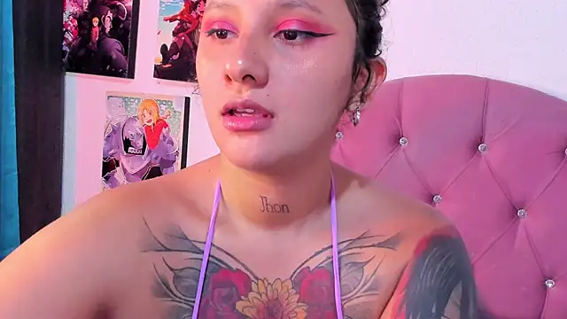 Snapshot of Mila_nixon02 chatting on October 11, 5:26 pm Mila nixon02 online show from October 11, 5:26 pm