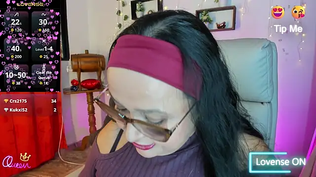 Gia Nahomi online show from March 30, 11:37 pm