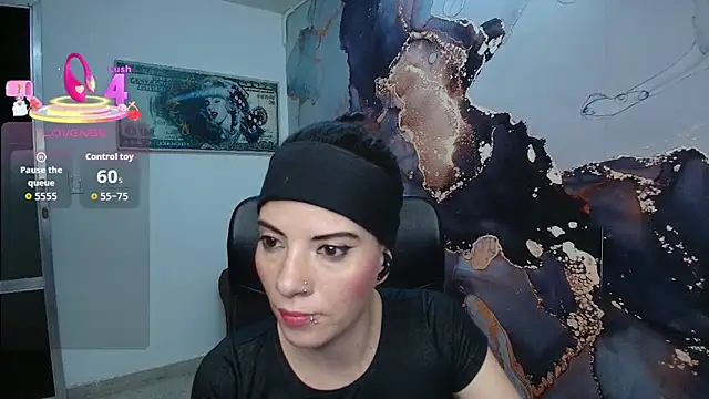 Snapshot of DanaaRey chatting on September 25, 2:16 pm DanaaRey online show from September 25, 2:16 pm