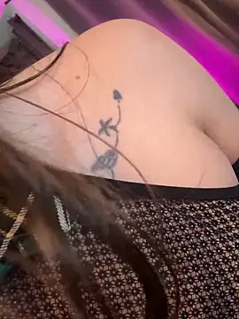 Snapshot of JessieCarter chatting on October 15, 5:21 am JessieCarter online show from October 15, 5:21 am