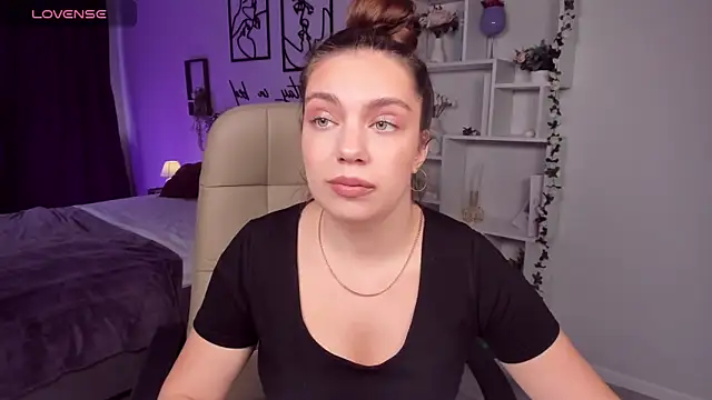 DaniellaLovely online show from September 27, 11:06 am