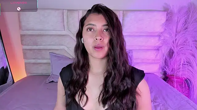 Rebeca Williams  online show from November 8, 12:32 pm