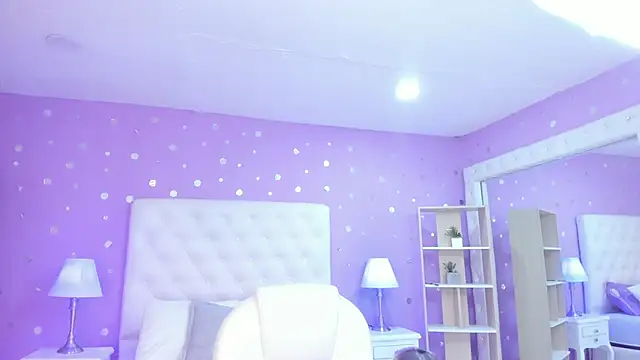 Snapshot of scarlette_15_ chatting on October 18, 3:42 am scarlette 15  online show from October 18, 3:42 am