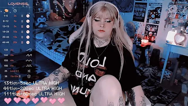 noori  hope online show from December 5, 9:16 pm