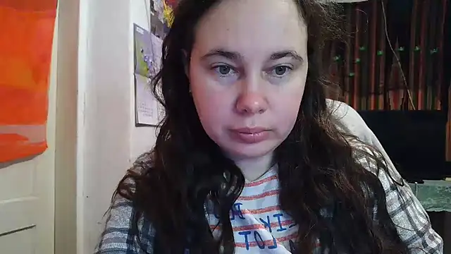 Cora Maro online show from November 1, 11:31 pm