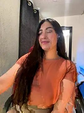 Snapshot of emmily_d chatting on October 4, 9:52 pm emmily d online show from October 4, 9:52 pm