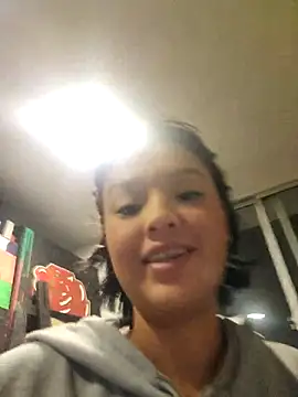 Snapshot of LorenRosse chatting on October 22, 1:21 am LorenRosse online show from October 22, 1:21 am