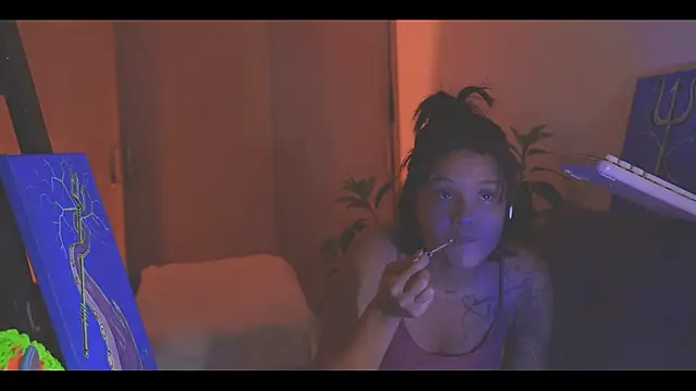 Snapshot of LorenRosse chatting on October 28, 1:55 am LorenRosse online show from October 28, 1:55 am