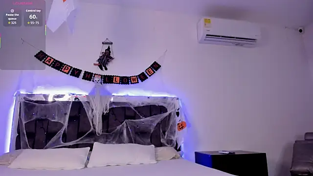 Snapshot of Sthef_Castle chatting on October 29, 3:58 pm Sthef Castle online show from October 29, 3:58 pm