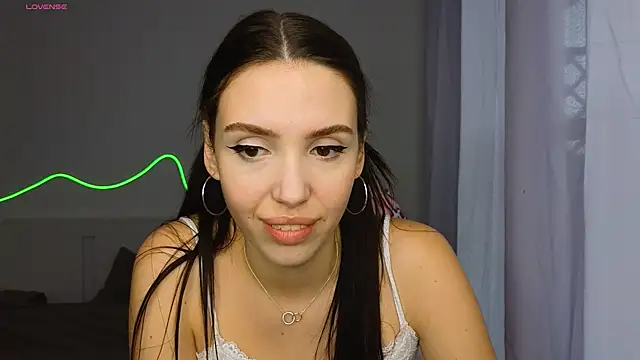 AliceSpark online show from September 29, 10:09 am